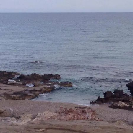 Antonios House Stegna